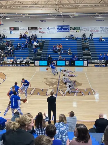 #2 Wayne rolls through #7 Battle Creek to advance to Mid State Conference Semifinals