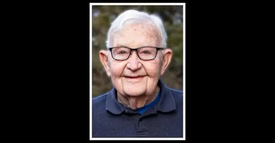 Longtime Fairbury Banker, Mayor, and Community leader Homer Ward passes away at 92