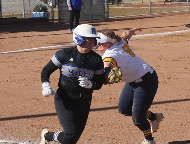 WNCC softball splits with Miles in home opener