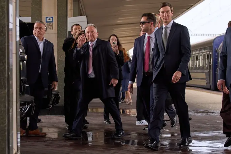US envoys Witkoff and Kushner arrive in Kyiv after talks with Putin in Moscow