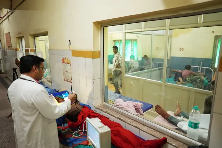 Heat makes emergency rooms busier. Study shows which illness and injuries rise during hot spells
