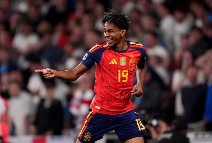 Yamal, Mbappé, Kane and Messi in contention to win the Ballon d'Or. Here's what to know