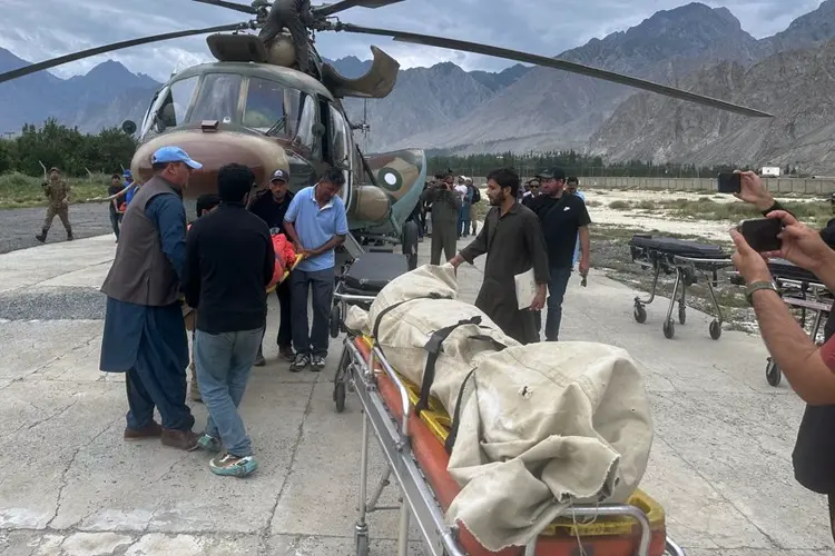 Pakistan army helicopters airlift bodies of famed climber Purja and 4 others killed in avalanche