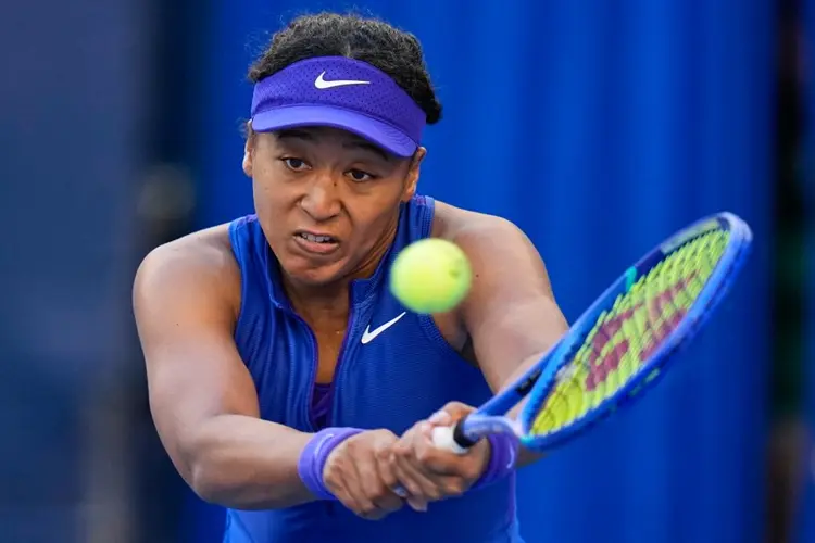 Naomi Osaka advances to 2nd round in front of home fans in Tokyo