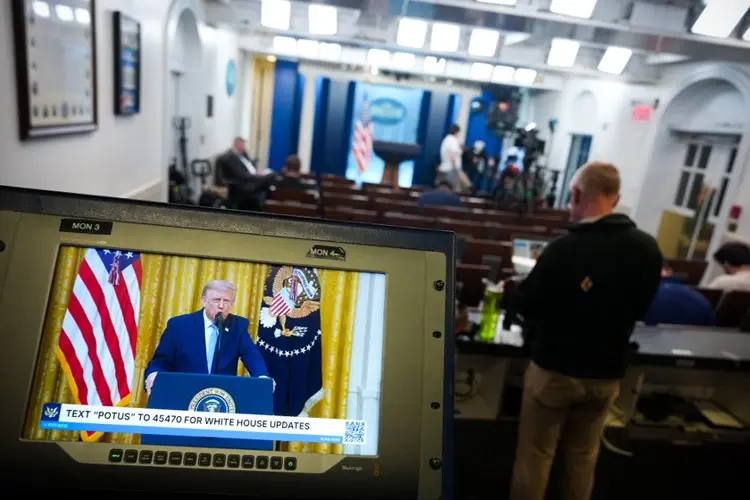 Journalists urge correspondents' association to stand up to Trump at rescheduled press dinner