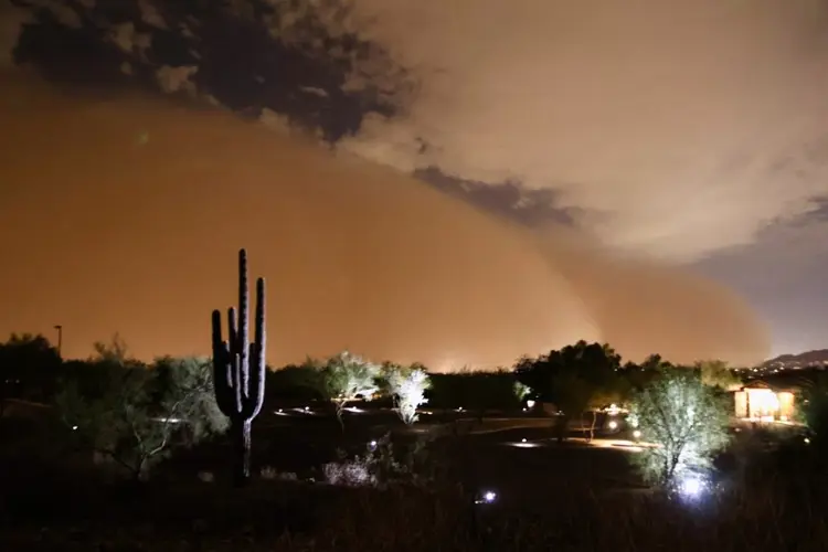 Unusually intense haboob dust storms strike Phoenix twice this week