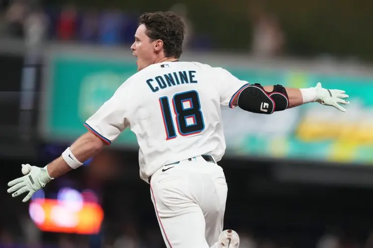 Griffin Conine’s walk-off RBI single snaps the Marlins’ 12-game skid with an 8-7 win over Phillies