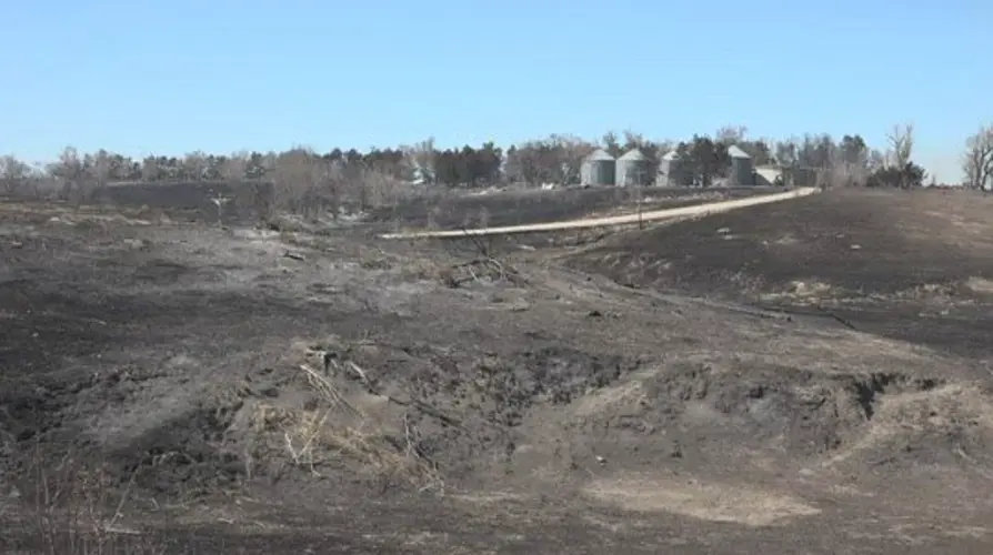 Nebraska wildfire has stopped spreading, authorities say