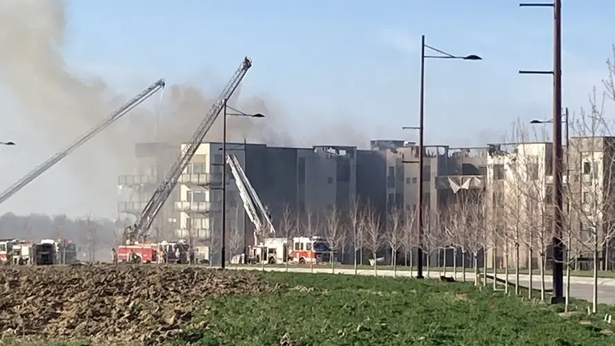 Crews respond to fire at vacant Omaha apartment complex