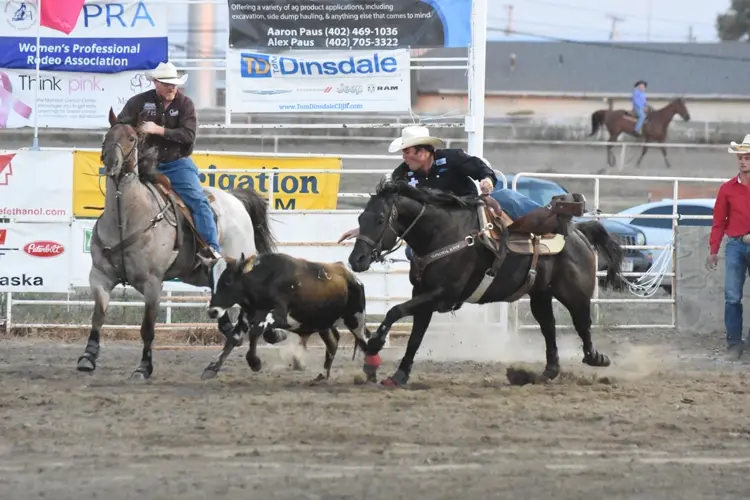 Four Nebraskans take titles at 31st Annual Oregon Trail Rodeo