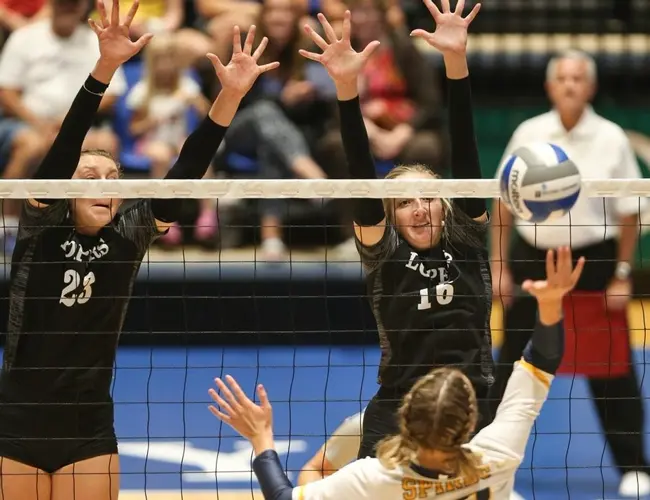 UNK volleyball moves up one spot to #7