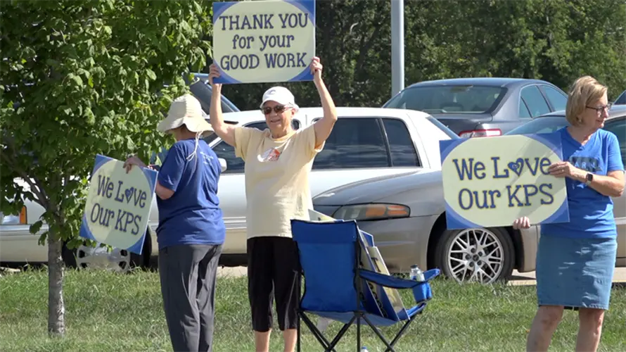 Kearney group organizes support rallies outside public schools