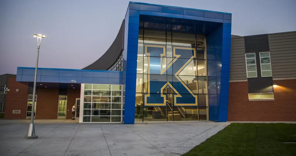 Kearney High administrators apologize after students accused of harassing Lincoln High volleyball players