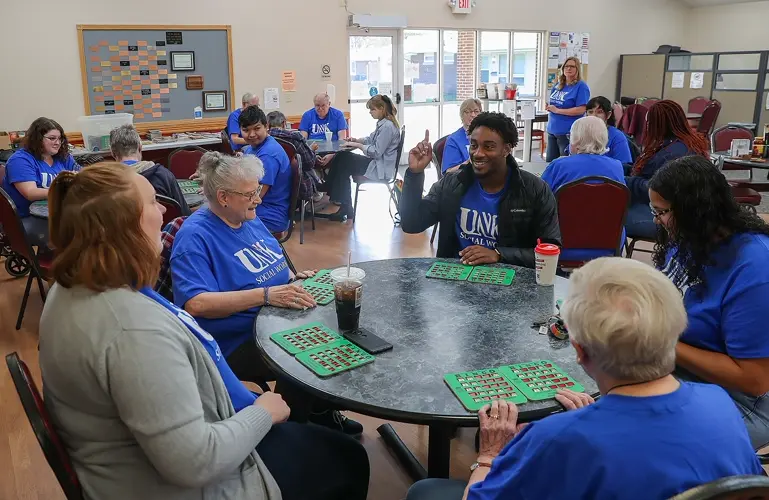 UNK social work students build skills while working with residents at Kearney Manor