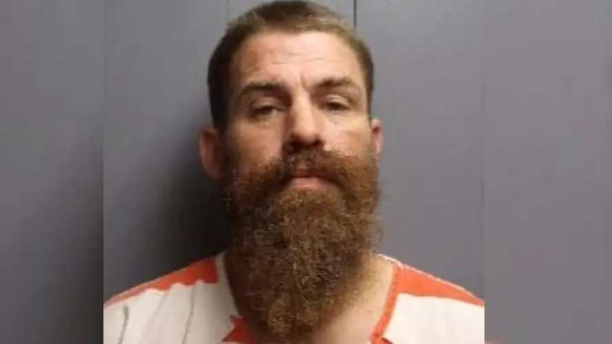Man arrested after central Nebraska pursuit