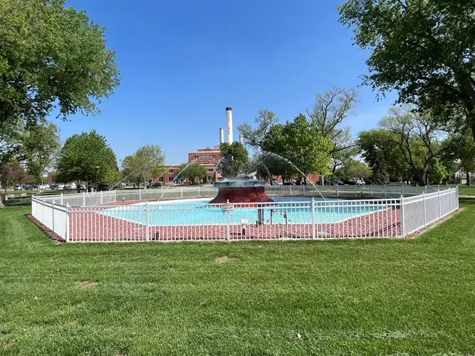 Fisher Fountain fills up in Hastings