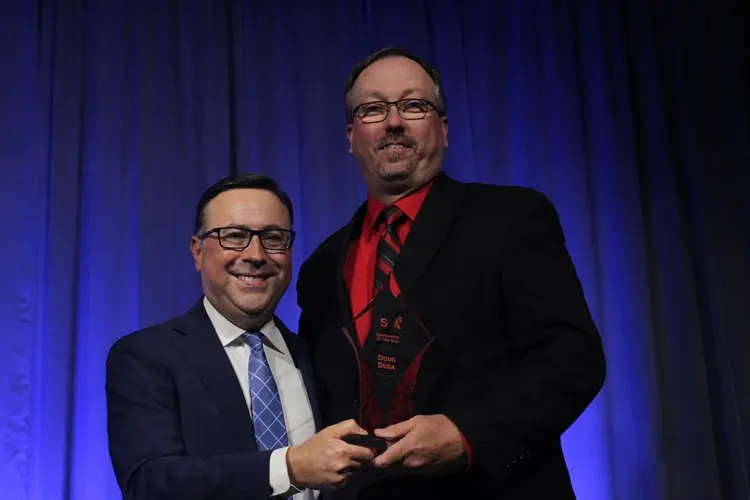 Duda receives Nebraska Sportscaster of the Year award