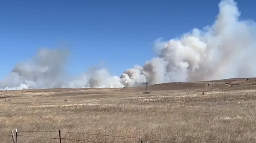 Large grass fire burning northeast of North Platte, evacuations ordered