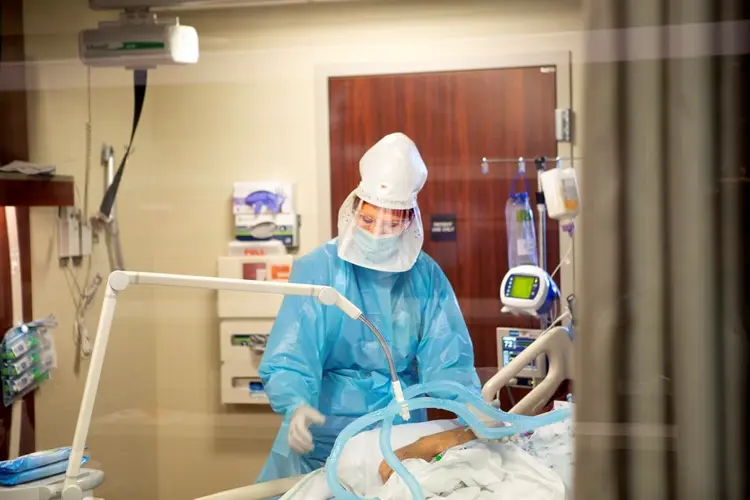 Nebraska virus cases and hospitalizations continue falling
