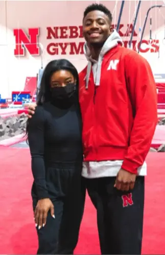 Simone Biles visits Lincoln to cheer on friend and Husker gymnast