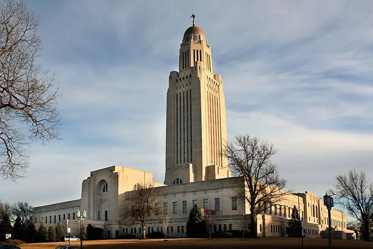 State senators pass COVID-19 vaccine exemption