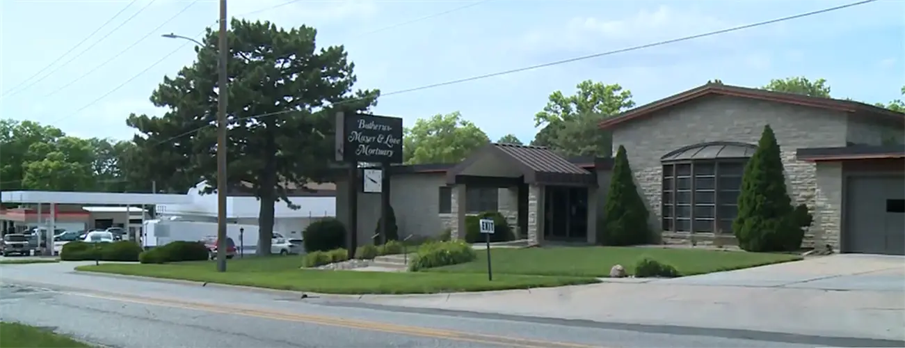 Woman found still alive at Lincoln funeral home dies hours later