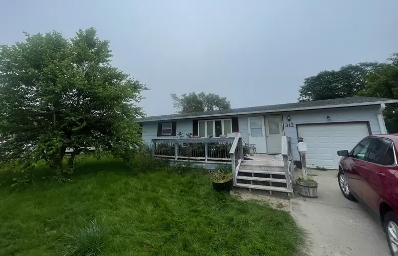 Authorities investigating Valentine house fire