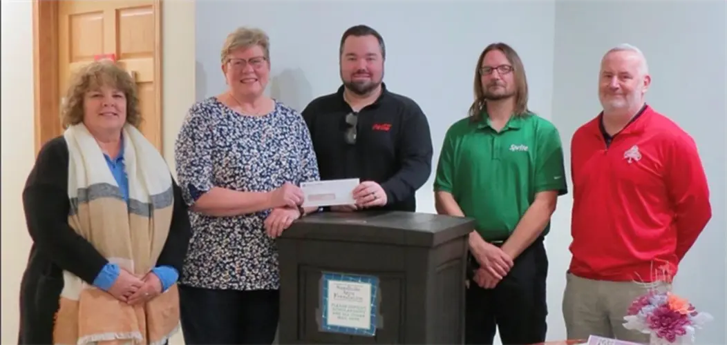 Chesterman Coca Cola donates to Sandhills Area Foundation