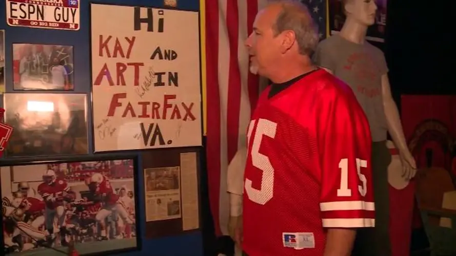 College GameDay sign tradition started by Lincoln man