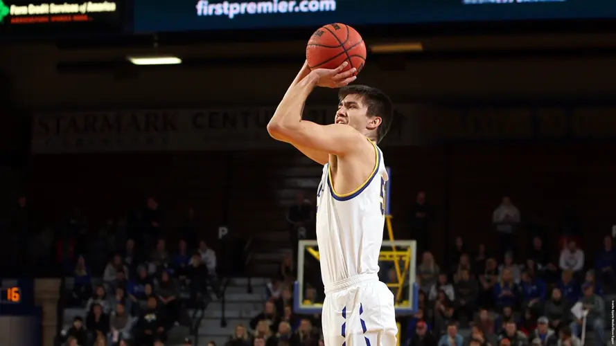 Jackrabbit men roll past Peru State