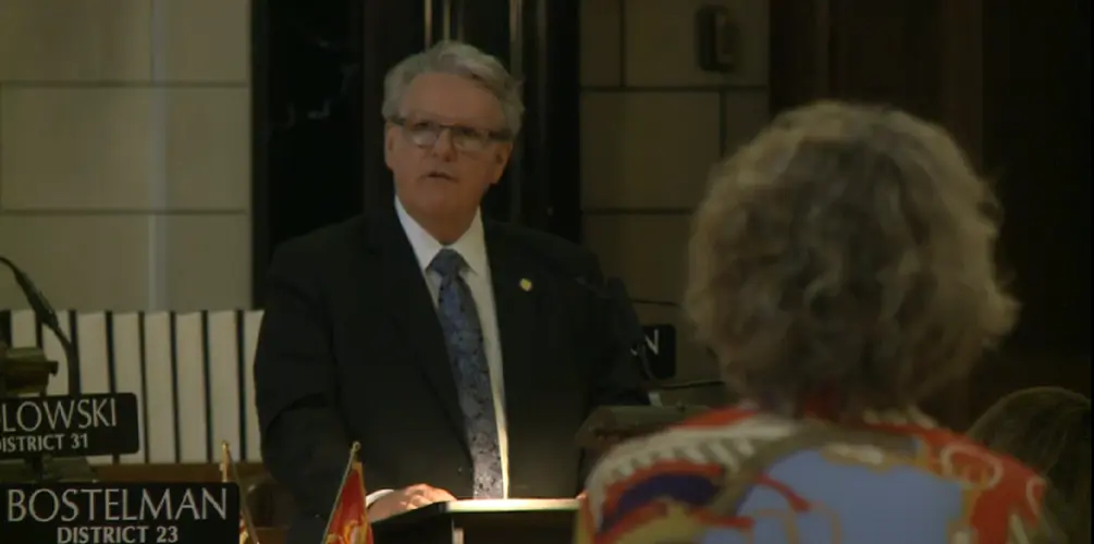 Coronavirus Concern Brings Speaker Advice, on Legislative Floor