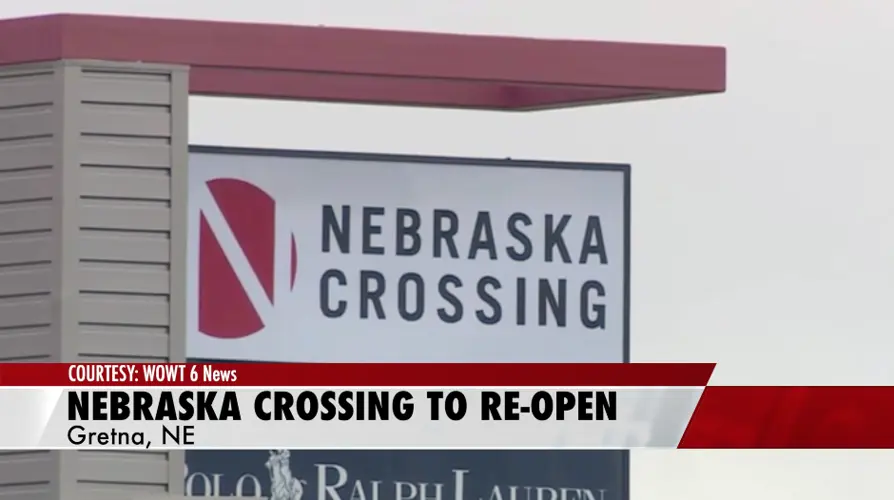 Nebraska mall plans to reopen despite climbing virus cases