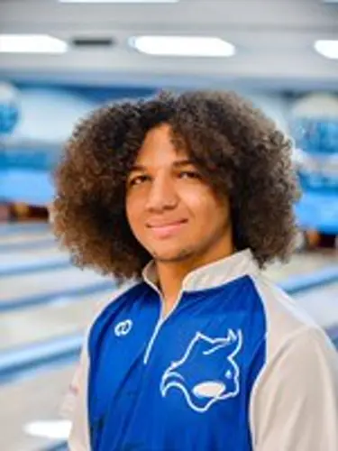 Bobcat Bowlers Compete in Jayhawk Challenge