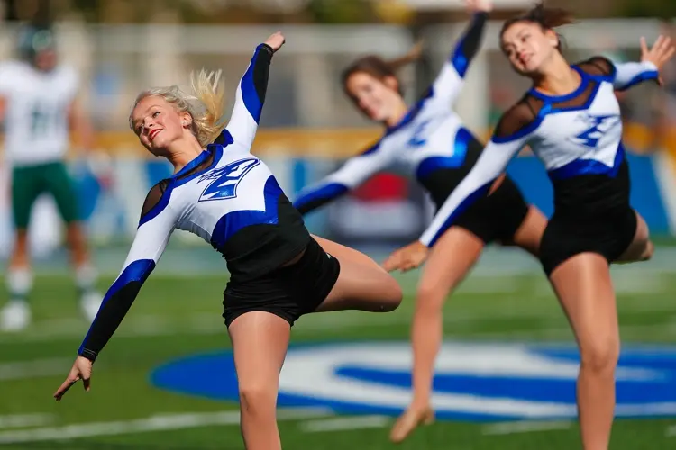 UNK grad earns spot on Denver Broncos cheerleading squad