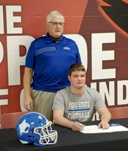 Peru State Football Signs Nathan Barnes