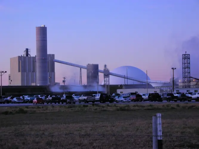 Local authorities update carbon monoxide situation after ADM fire