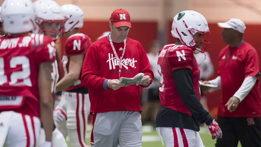 Frost cuts four assistants loose