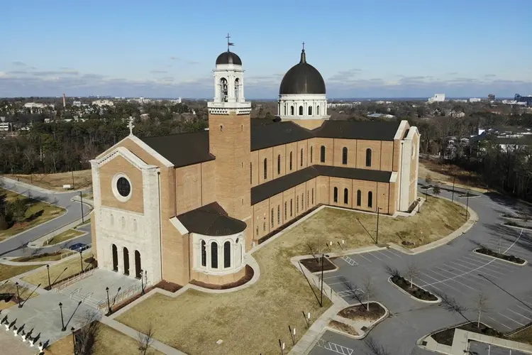 Church victims push to expand lawsuit window in Nebraska