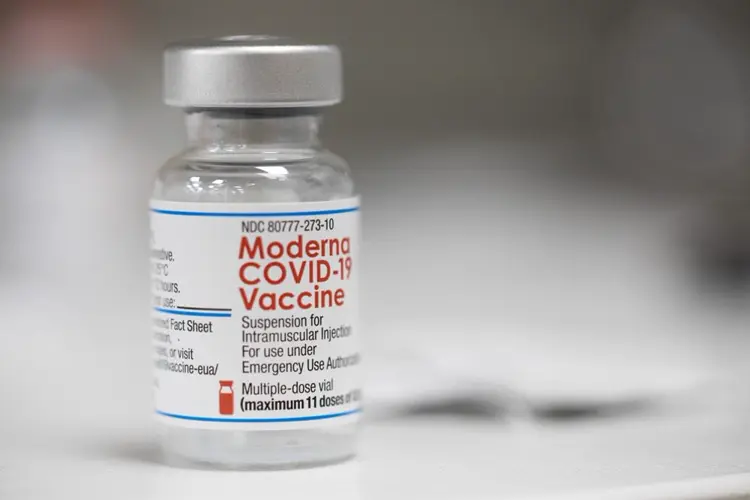CDC: Some people should wait longer for 2nd COVID shot