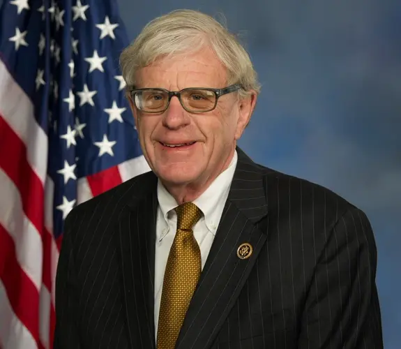 Brad Ashford endorses Lindstrom, Blood in governor primaries