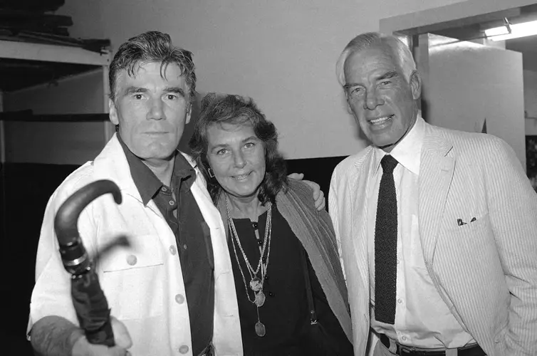 ‘Dark Shadows,’ ‘Lethal Weapon’ actor Mitchell Ryan dies