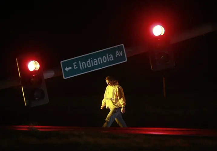 Officials: 7 killed as tornado tore through central Iowa