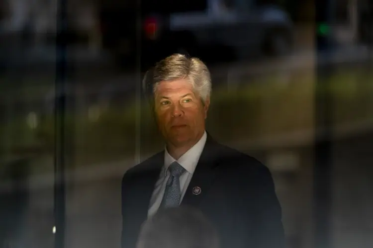Court reverses former Nebraska US Rep. Jeff Fortenberry’s conviction of lying to federal authorities