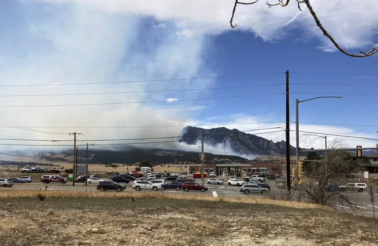 Colorado wildfire forces evacuation orders for 19,000 people