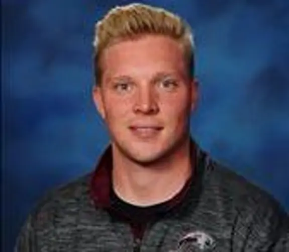 Norfolk High names Bohn new boys basketball coach