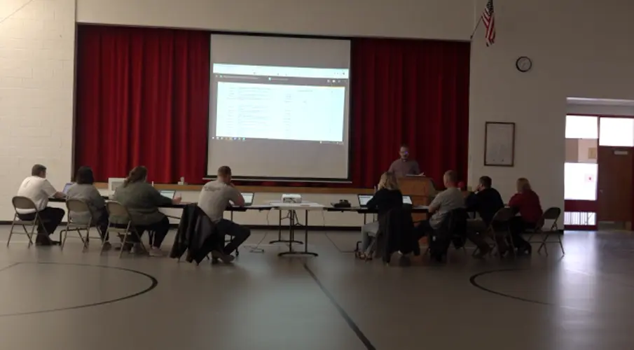 Winside School Board faces issues with making school repairs