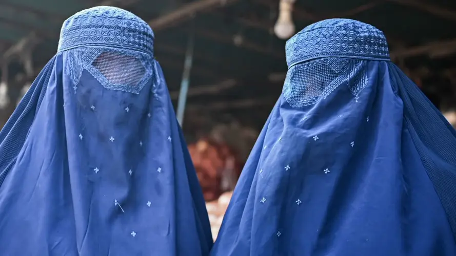 Afghanistan’s Taliban order women to cover up head to toe
