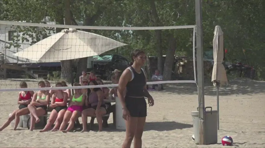 Huskers train kids at Medelmans Lake