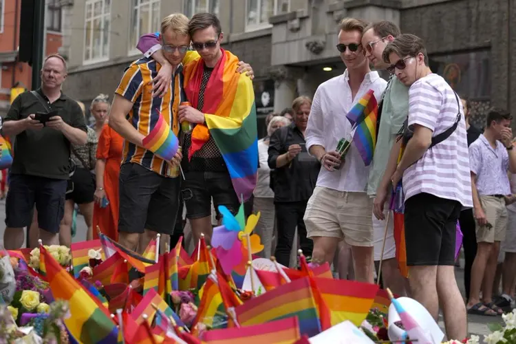 Norway shaken by attack that kills 2 during Pride festival