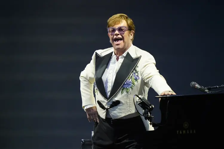 From the end of the world to your town, Elton John’s goodbye